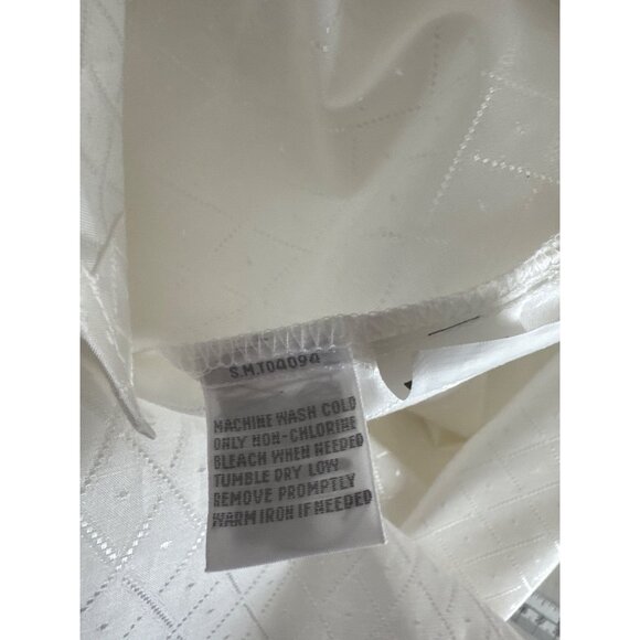 Foxcroft  Womens Wrinkle-Free Shaped Fit Blouse geo jacquard Size 18 carreer - Picture 4 of 4
